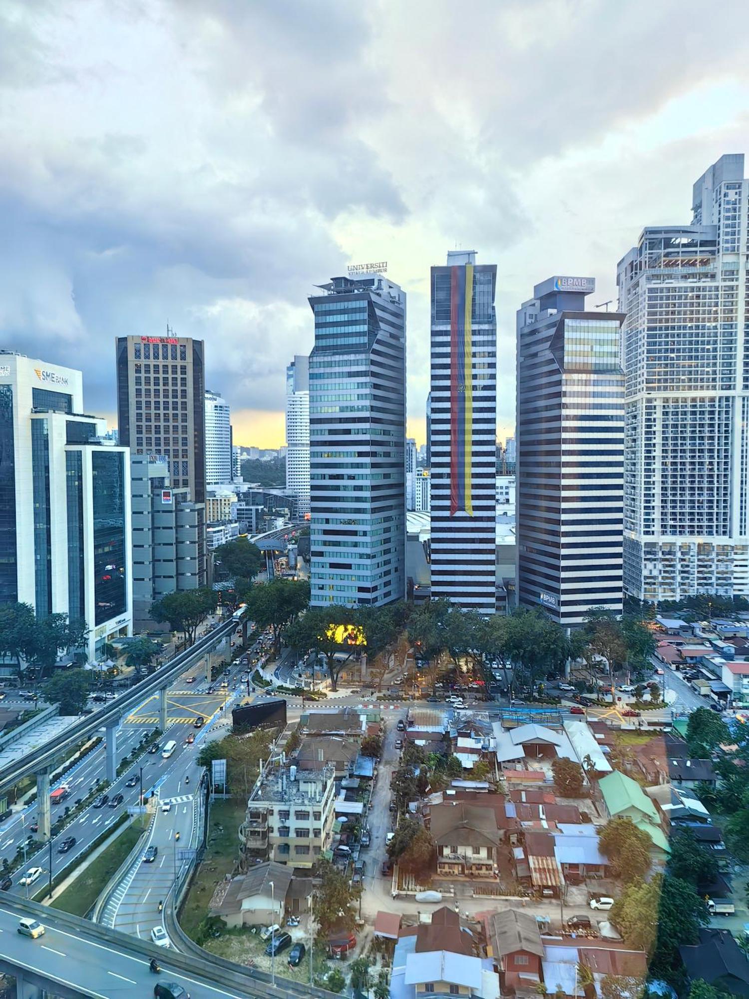 Platinum Klcc & Bukit Bintang Apartment Kuala Lumpur Exterior foto